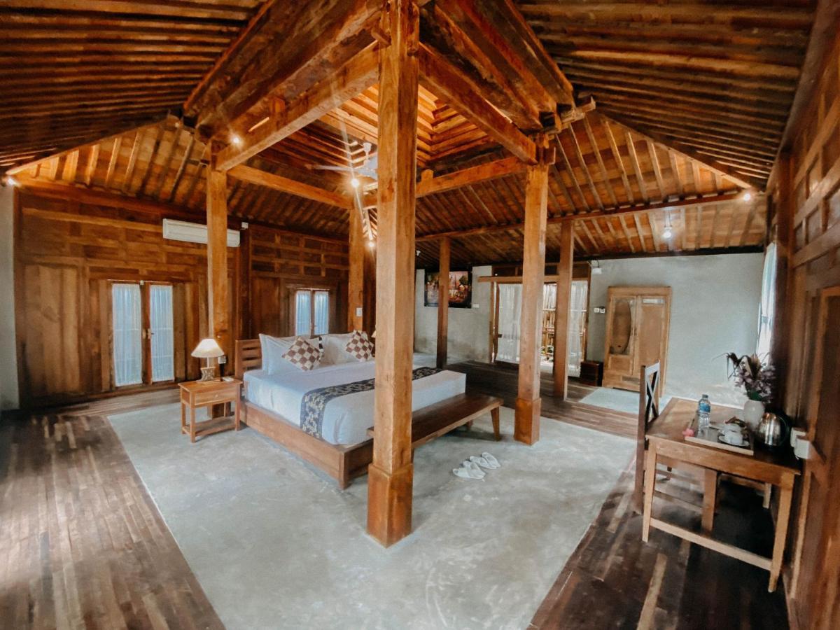 Sarini Villas Блахбату Экстерьер фото